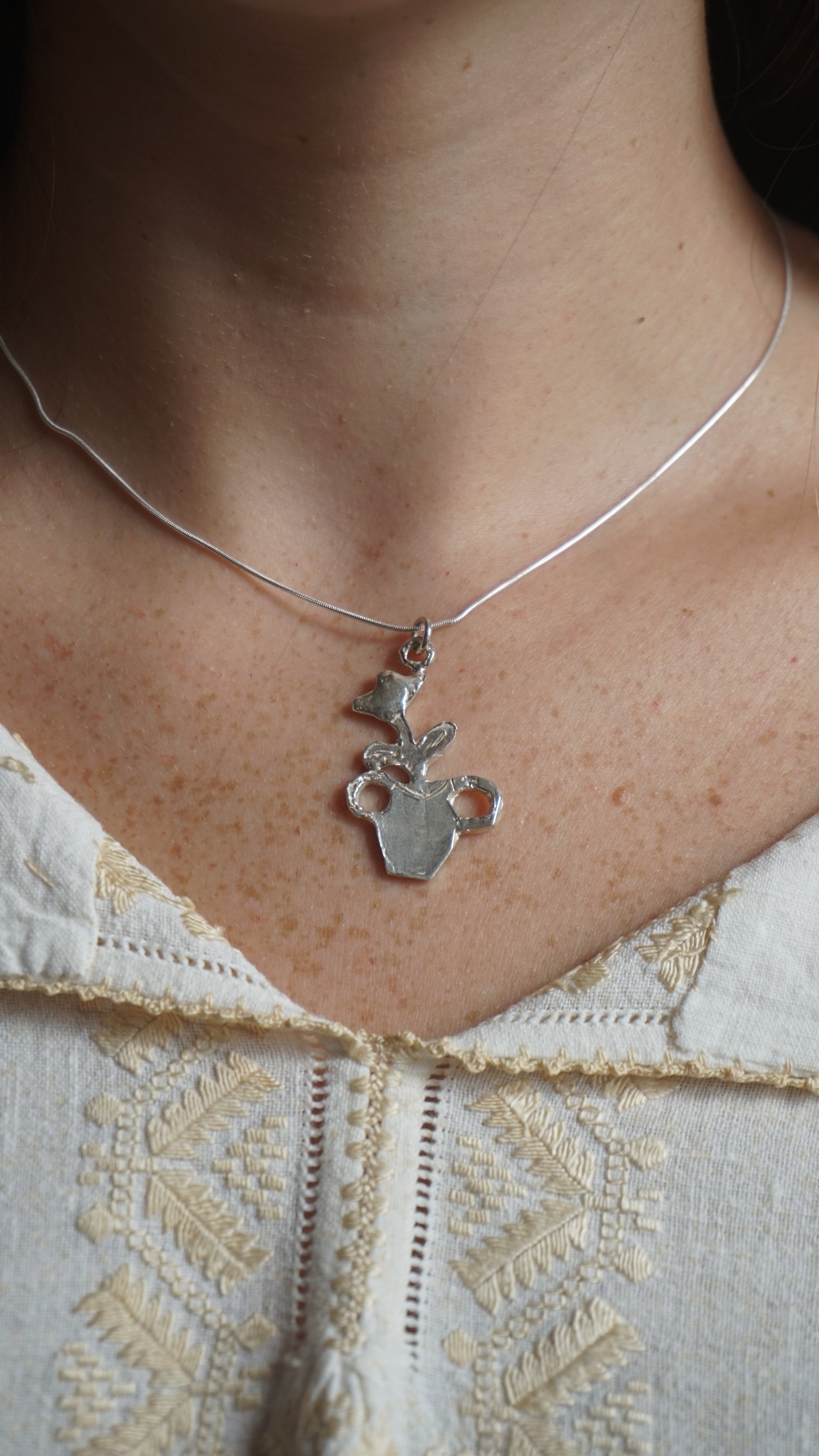 Pot with Flower Charm