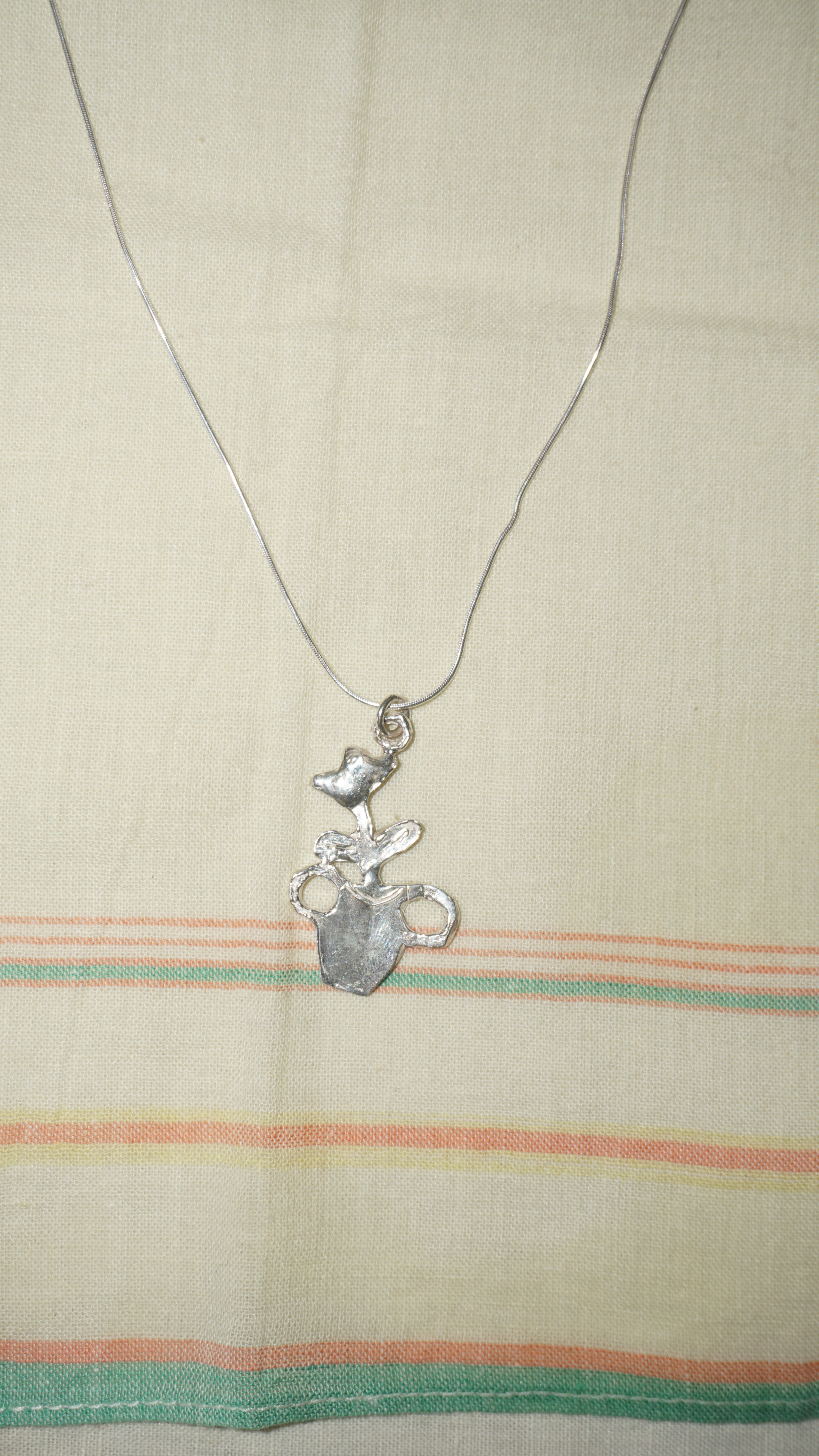 Pot with Flower Charm